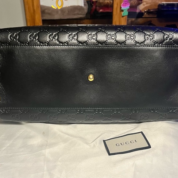 Gucci Guccissima Chain Handbag - Picture 9 of 14